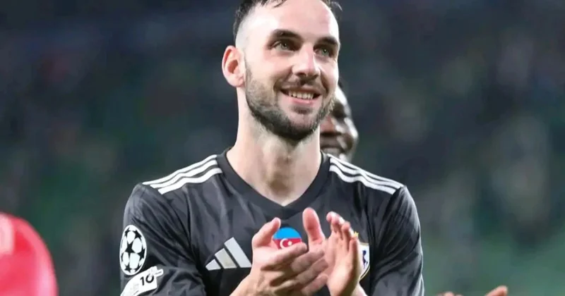 Yankoviç ikinci dəfə ata oldu Foto