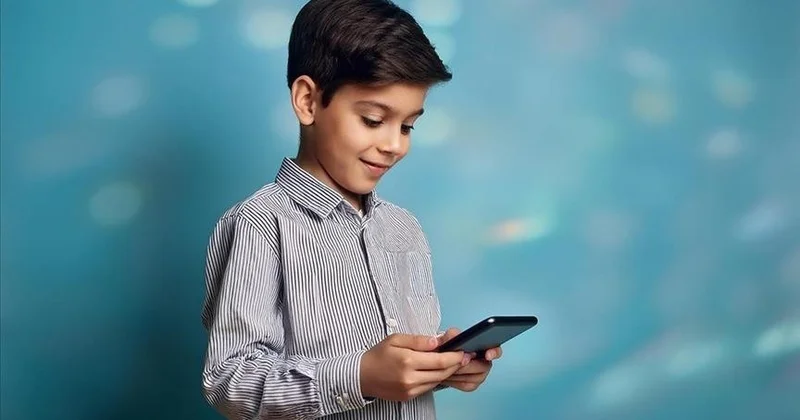 В Малайзии готовят запрет на соцсети для детей до 16 лет