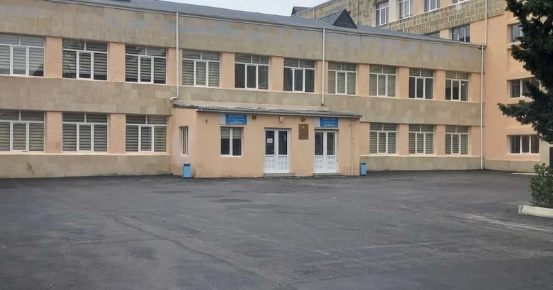 Sumqayıt məktəbində nə baş verib? Rəsmi