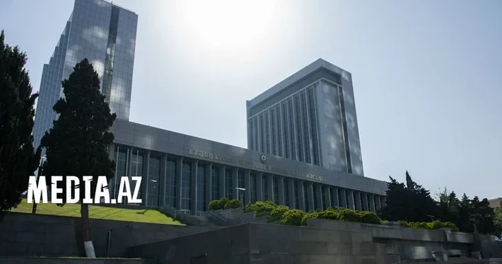 Милли Меджлис Азербайджана обсуждает поправки о наказании за мелкое хулиганство