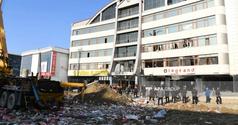 Bakıda biznes mərkəzində partlayış baş verib, xəsarət alanlar var, 7 nəfər xilas edilib YENİLƏNİB 4 FOTO VİDEO
