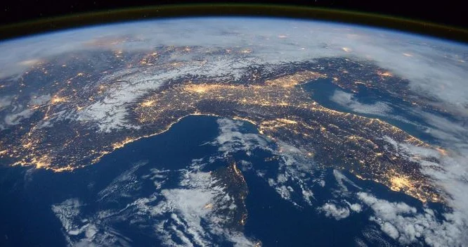 Nature Geoscience: континенты Земли медленно отслаиваются