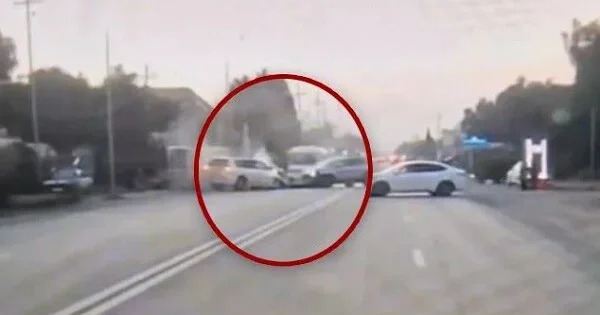 Qəfil manevr ağır qəzaya səbəb oldu Anbaan video