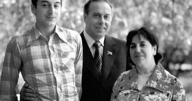 İlham Əliyevin 8 yaşında çəkdiyi Foto