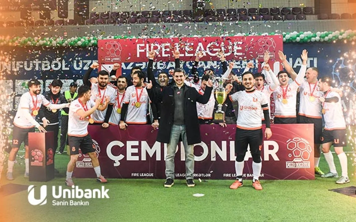 Unibank komandası futbol çempionatının qalibi oldu FOTO