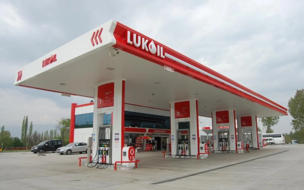 Ekspert “LUKOIL” barədə gerçəkləri açıqladı