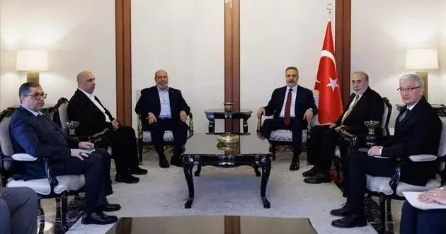 Глава МИД Турции провел переговоры с ХАМАС по ситуации в Газе