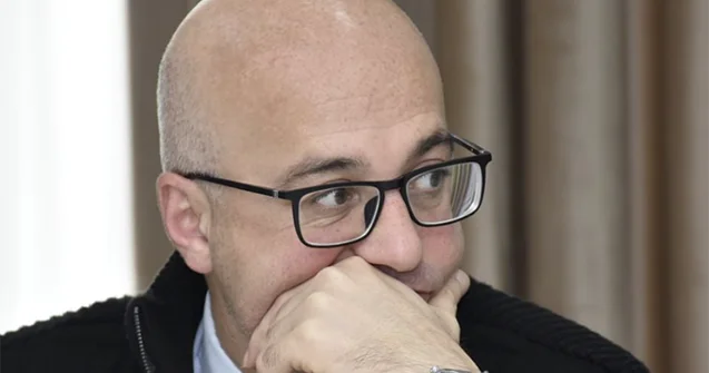 Kərkicahan Bir kənd, iki tale