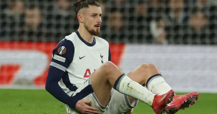 Roma İngiltərə klubunun müdafiəçisini istəyir