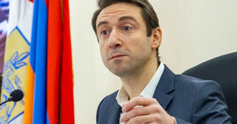 Бывший соратник бросает вызов Пашиняну