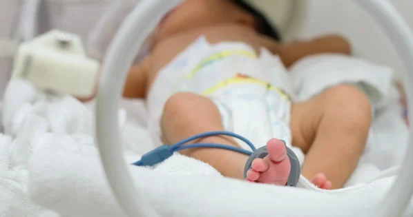 Doğuş zamanı körpə həyatını itirdi