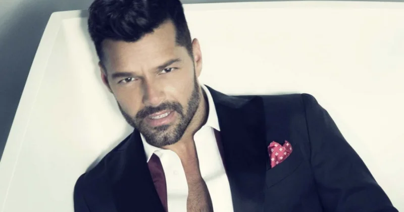 O, şəhvətli bir labirint... Günün mahnısı