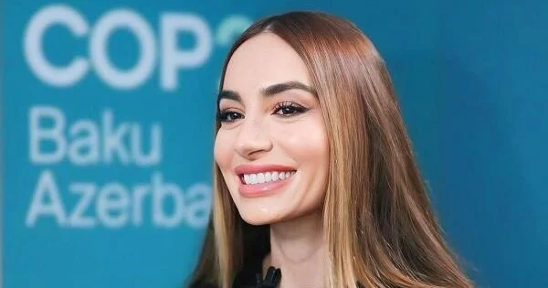 Arzu Əliyeva atası ilə nadir fotosunu paylaşdı