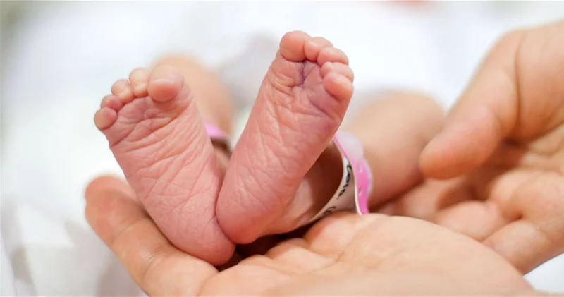 Двухмесячный ребёнок погиб от удушья в Хырдалане