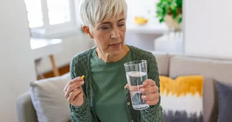 50 yaşdan yuxarı qadınlar üçün vacib vitaminlər