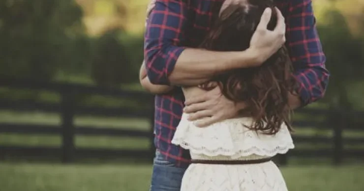 Niyə əksər qadınlar hündürboy kişiləri sevirlər?