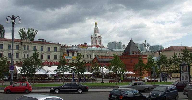 “Zelenskinin sülh planının taleyi Kremlin mövqeyindən asılıdır” POLİTOLOQ