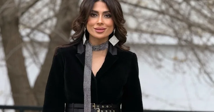 Samirə ilk dəfə qızı ilə kamera qarşısında Video