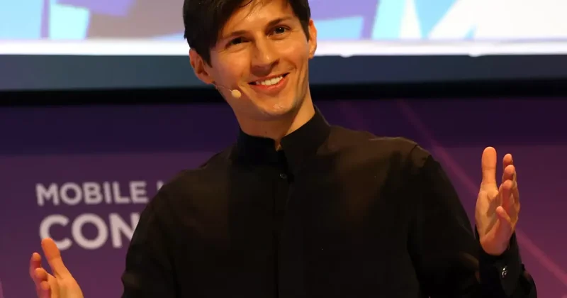 Дуров пошутил про сексуальную ориентацию Макрона