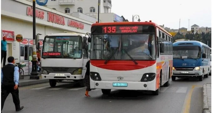 İctimai nəqliyyatda yeni tələblər gəlir: Bəzi avtobuslar məcburi xətdən çıxarılacaq