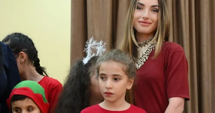 Алёна Алиева поделилась публикацией о посещении специальной школы интерната №5