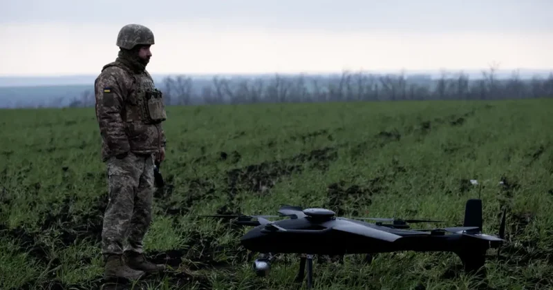 KİV: Fransa hərbçiləri Donbasda müharibə şəraitində dronları idarə etməyi öyrənirlər