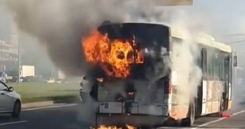 Sarayda avtobus yandı