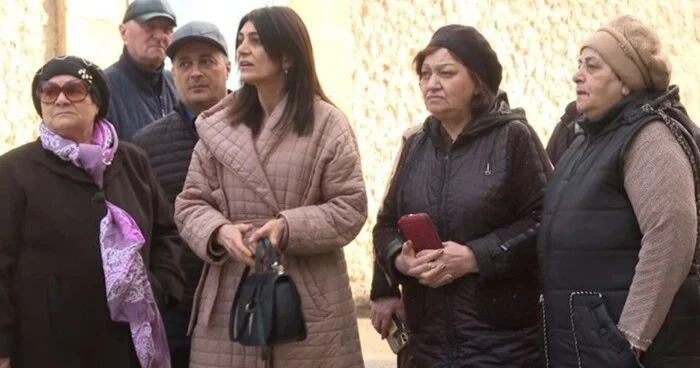 Bakıda yeni binanın tikintisinə etiraz Video