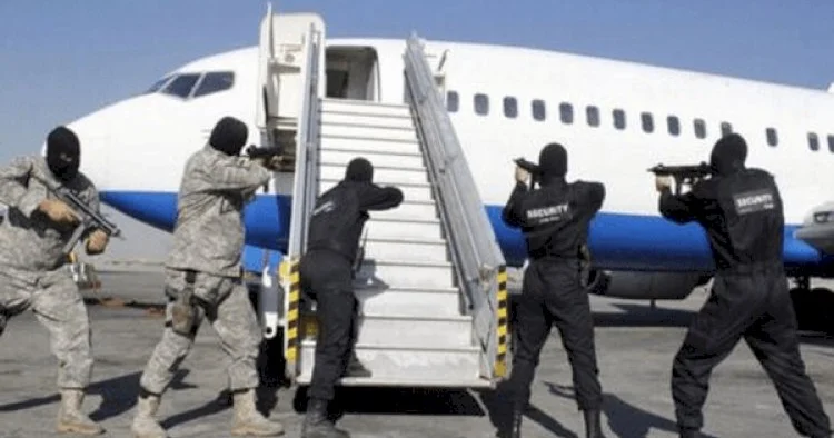 İranda təyyarəni qaçırma cəhdinin qarşısı alındı