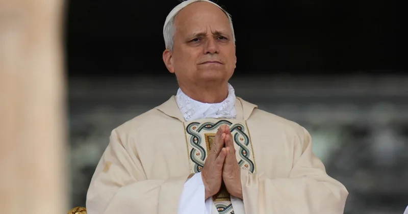 Roma Papası Milad bayramında 24 saatlıq atəşkəsə çağırdı