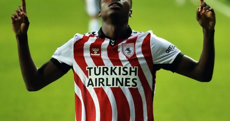 Fənərbaxça niderlandlı vinger transfer edir