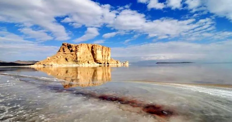 “Urmiya gölündə yaşayan bir xırda həşəratın kilosunu ərəblərə 3 min dollara satırdılar...”