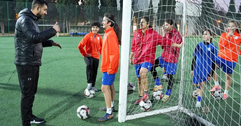 Kiçik addımlarla böyük hədəflərlərə irəliləyənlər in FOTOREPORTAJI