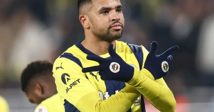 Fənərbaxça nın hücumçusu Səudiyyə Ərəbistanı klublarının hədəfində