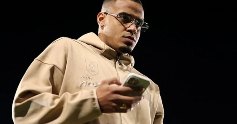 Barselona braziliyalı müdafiəçini transfer etmək istəyir