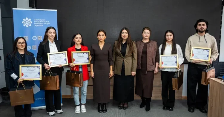 “Kreativ Media Bakı” məzmun müsabiqəsinin qalibləri mükafatlandırıldı
