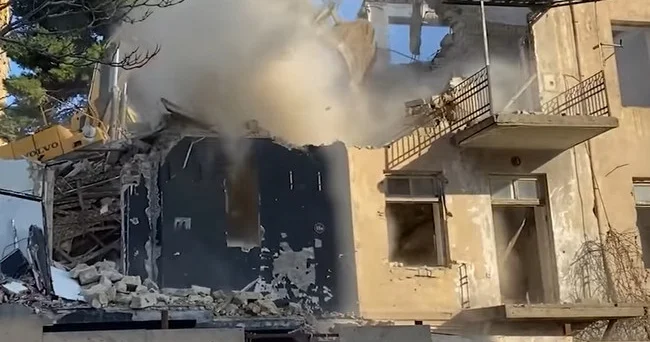 Pensilvaniyada partlayış nəticəsində qocalar evinin binası uçub: İki nəfər ölüb