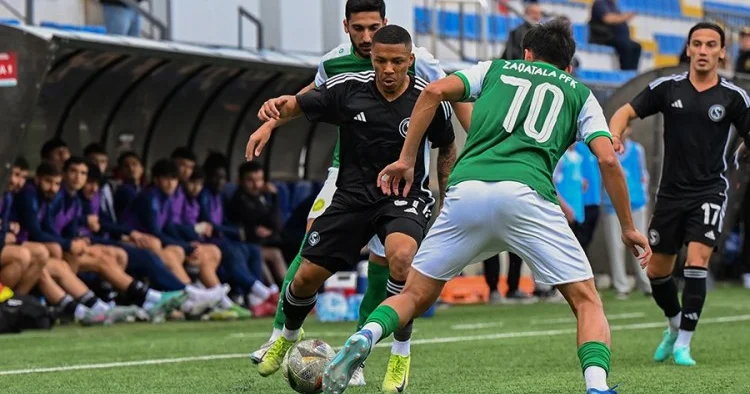 I Liqa: Premyer Liqanı hədəfləyən klub ilin son matçına çıxır