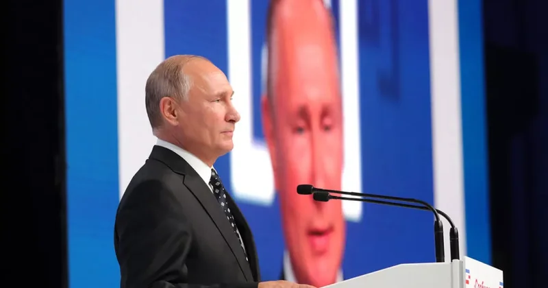 Путин прибыл в Совфед РФ