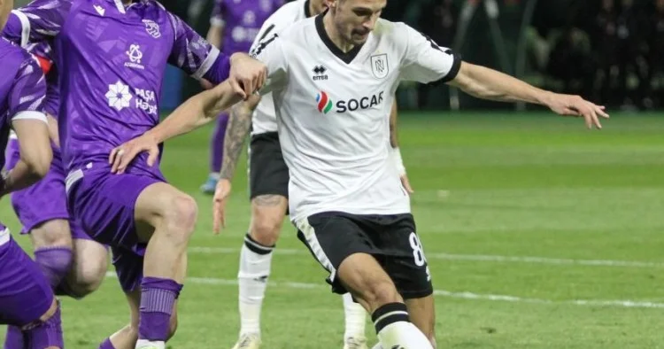 Neftçi bu futbolçu ilə qışda yollarını ayırmayacaq Vernidub ona şans verəcək