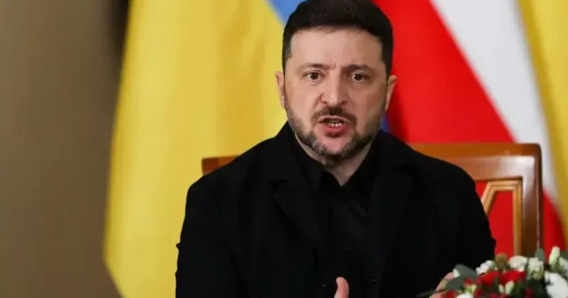 Зеленский: Китай может помогать России спутниковыми снимками