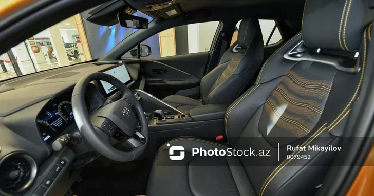 От 50 до 3000 манатов: рынок автопроката Азербайджана перед Новым годом