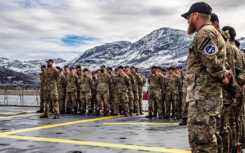 Qrenlandiya mübahisəsi qızışır, adaya Avropa qoşunları göndərilir