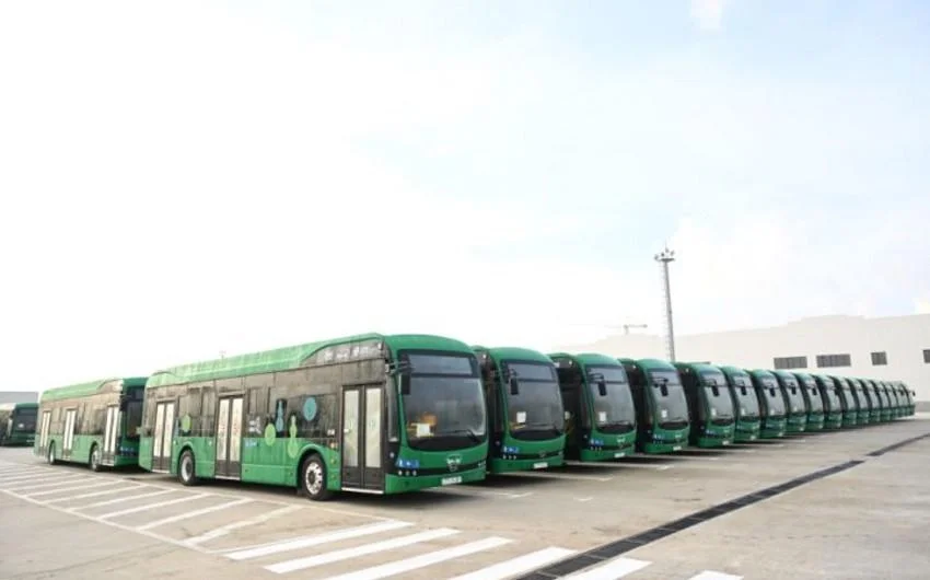 525 ci qəzet BakuBus noyabr dekabrda 161 ədəd elektrik avtobusu istifadəyə verib