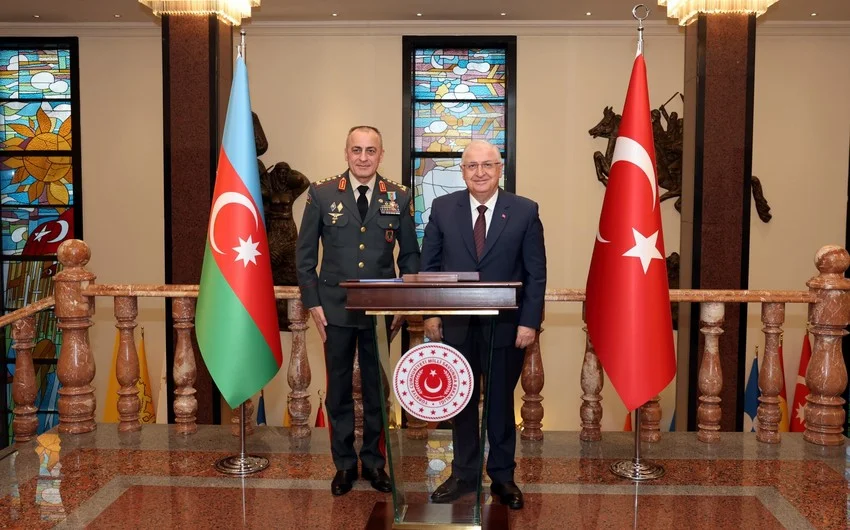 General Mirzəyev Yaşar Gülərlə görüşdü