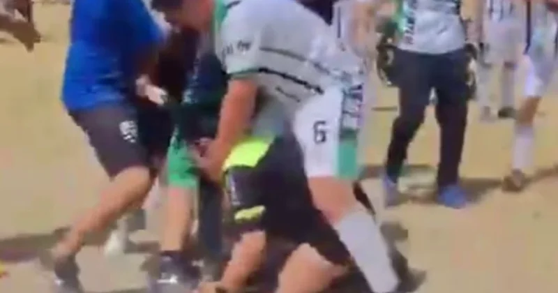 Argentinada 20 yaşlı qadın hakim futbol matçından sonra döyüldü