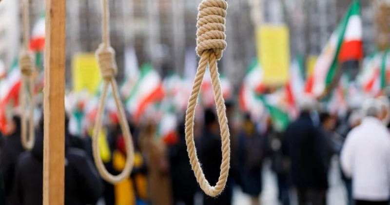 İranda 9 nəfər edam edildi: aralarında qadın da var