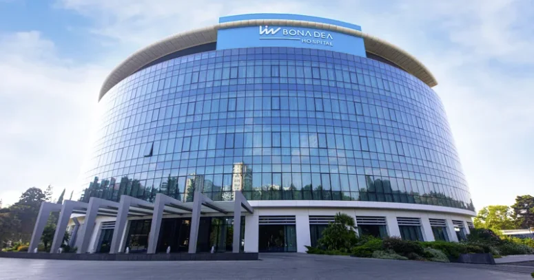 Azərbaycanda günbəgün artan həkim xəstə mübahisəsi: Necə həll olunmalıdır?