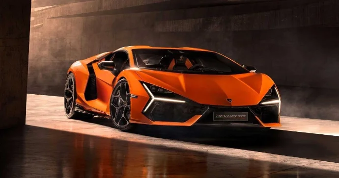 Lamborghini rekord sayda avtomobil satıb 10 mindən çox
