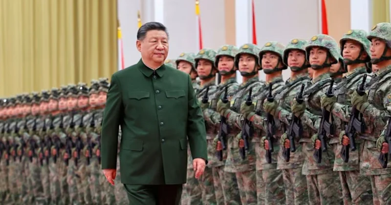 Си сам будет руководить армией Китая